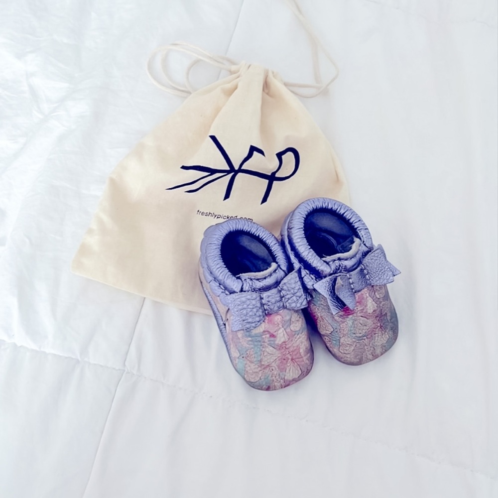 Disney Princess Water Colour Bow Leather Moccasins | Freshly Picked | size 1